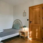 La Maison De La Pépée Groslee
