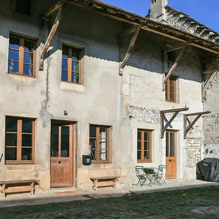 La Maison De La Pepee *