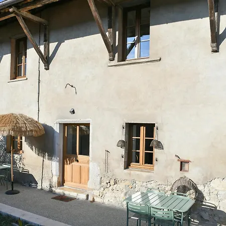 La Maison De La Pepee * Groslee